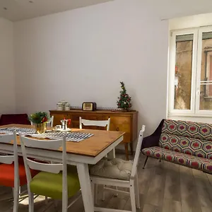 Giu Al Centro Nápoles